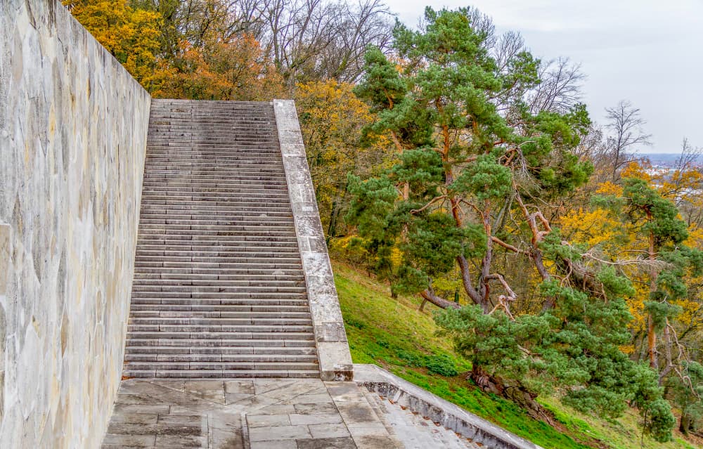 Retaining Side Walls & Guardrails